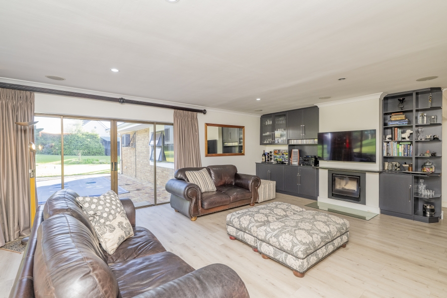 3 Bedroom Property for Sale in Vierlanden Western Cape
